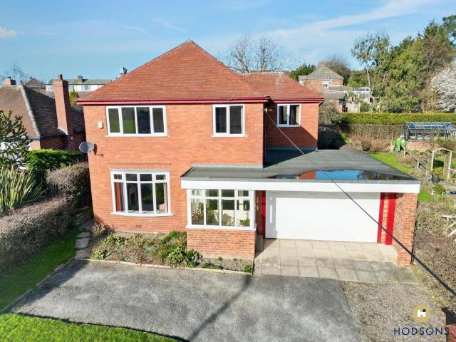 House for sale in Wrenthorpe, West Yorkshire