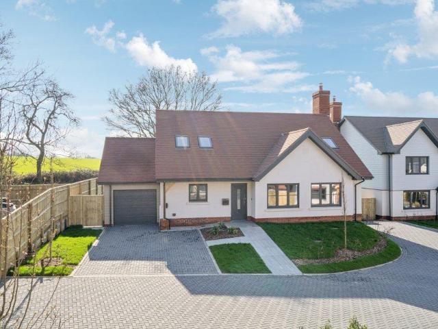 House for sale in Nuthurst, Horsham