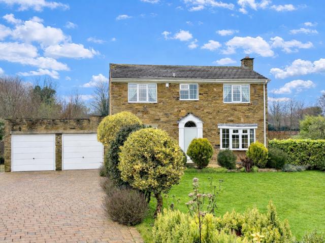 House for sale in Clifford, West Yorkshire