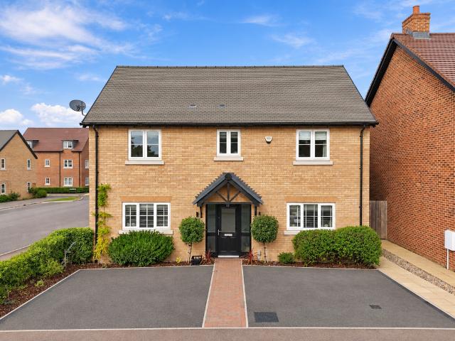 House for sale in Arlesey, Bedfordshire