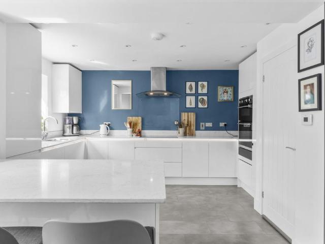 House for sale in Lunnon, Buckinghamshire