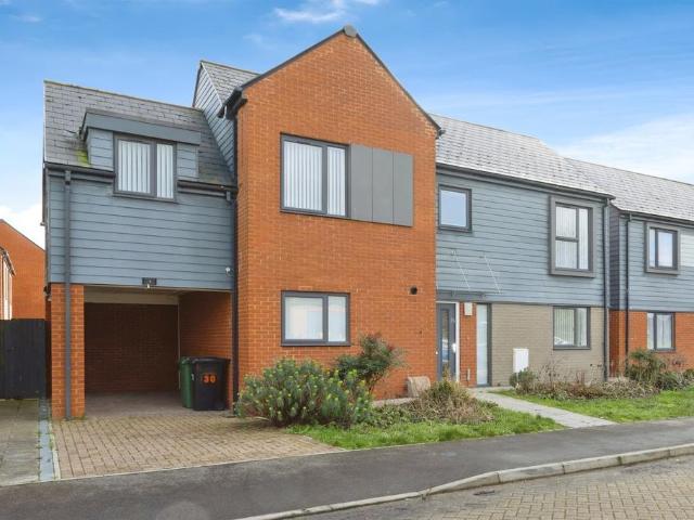 House for sale in South Ashford, Bridgefield