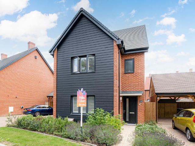 House for sale in Cheeseman's Green, Bridgefield
