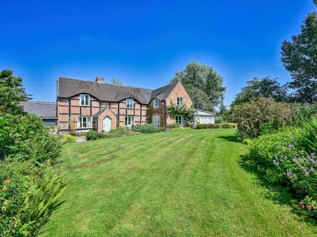 House for sale in Egginton, East Midlands