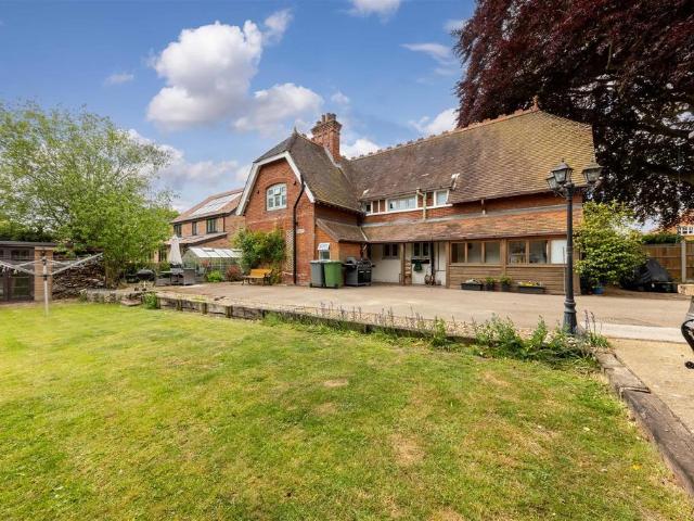 House for sale in Crostwick, Norfolk
