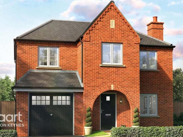 House for sale in Upton