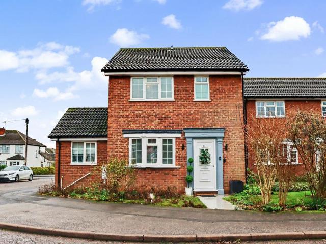 House for sale in Poets Estate, Newport Pagnell