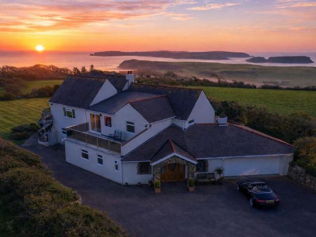 House for sale in Penally