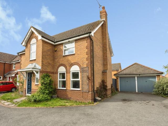 House for sale in Barton In Fabis, East Midlands
