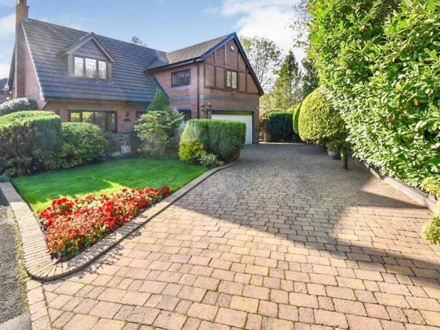 House for sale in New Hall Farm, Wigan