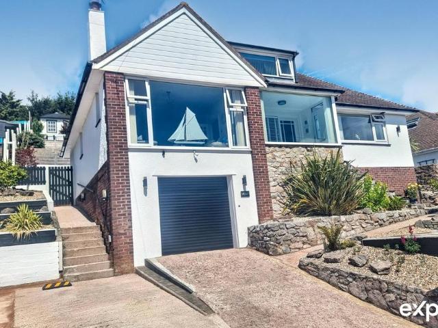 House for sale in Broadsands, Galmpton
