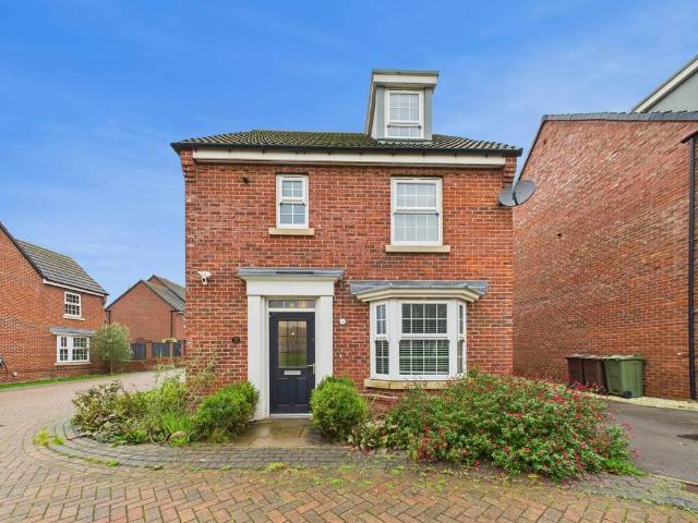 House for sale in Pontefract, West Yorkshire