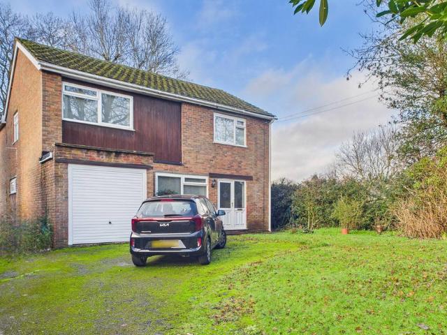 House for sale in Felden, Pouchen End