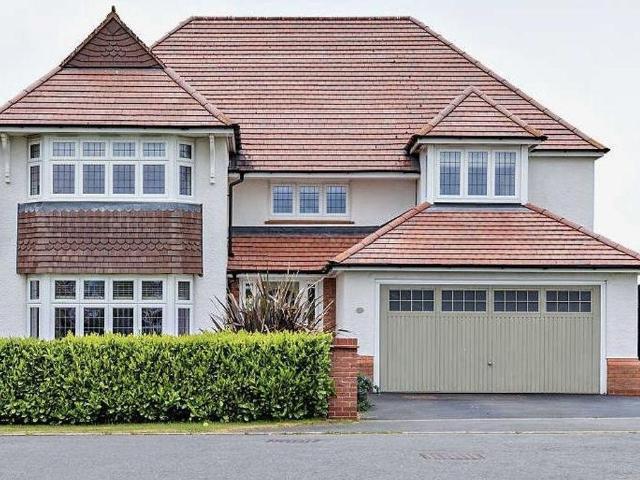 House for sale in Tattenhall, Cheshire