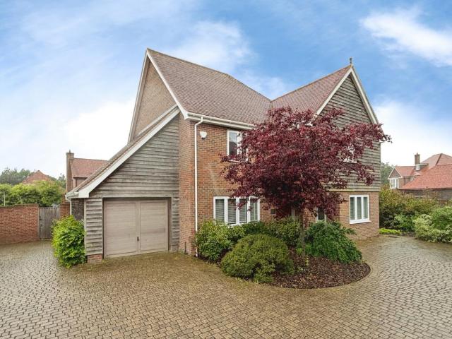 House for sale in Folkestone, Kent