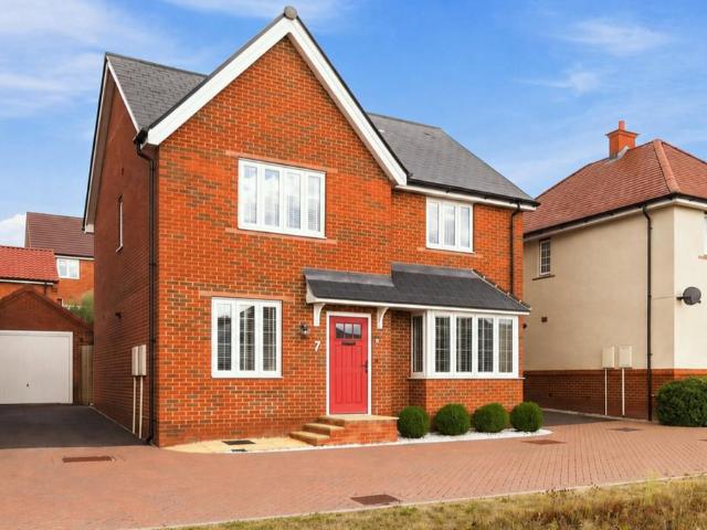 House for sale in Wolsey Park, Rochford