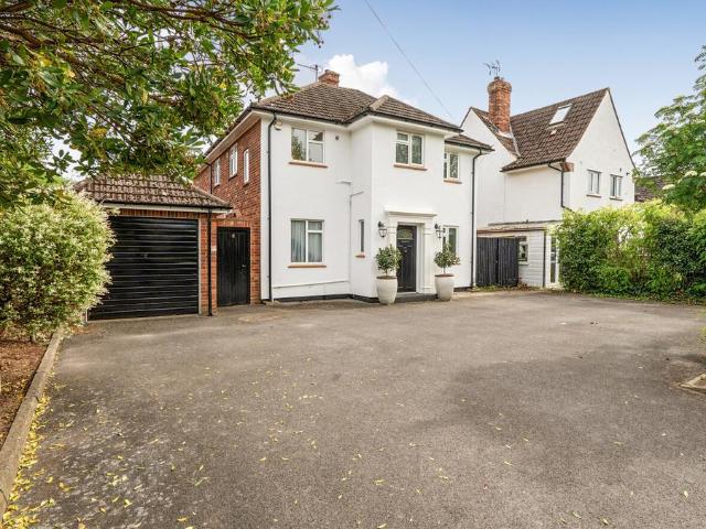 House for sale in Holway, Rumwell