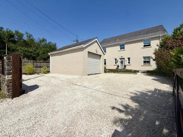 House for sale in Troed-y-rhiw, Merthyr