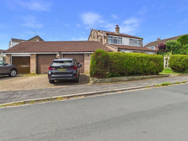 House for sale in Roby Mill, Lancashire