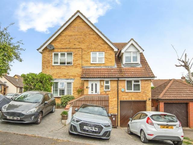 House for sale in Fordham Heath, Essex