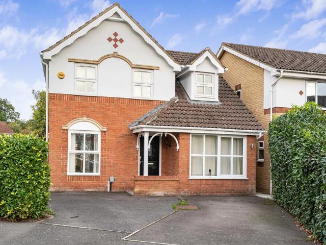 House for sale in Ash Vale, Guildford