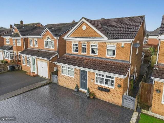 House for sale in Potters Corner, East Midlands