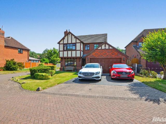 House for sale in Windmill Hill, Halton