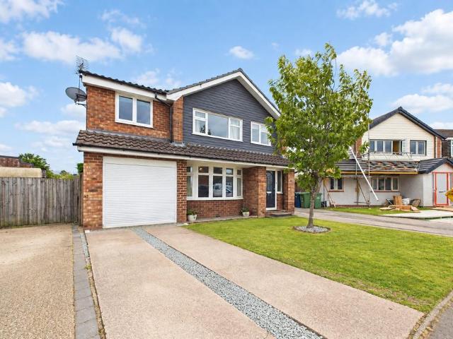 House for sale in Baswich, Staffordshire
