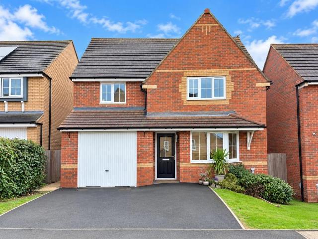 House for sale in Corby, North Northamptonshire