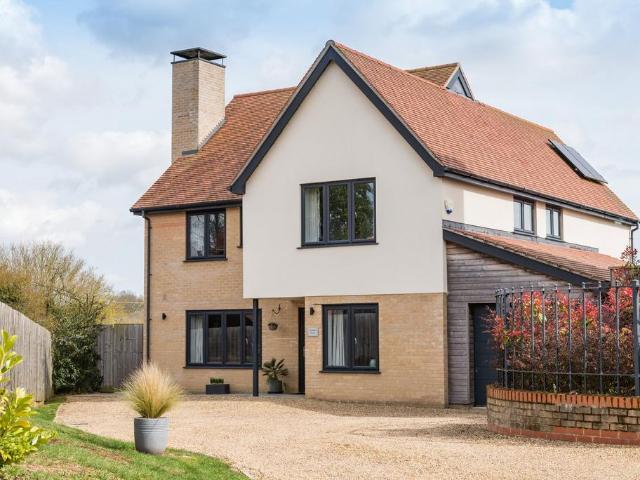 House for sale in Chelmondiston, Suffolk