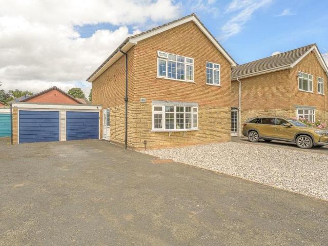 House for sale in Coseley, West Midlands