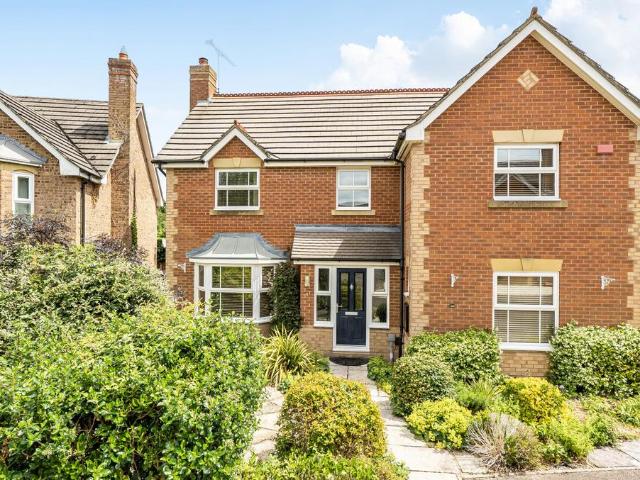 House for sale in Binfield