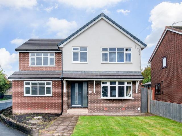 House for sale in Roby Mill, Lancashire