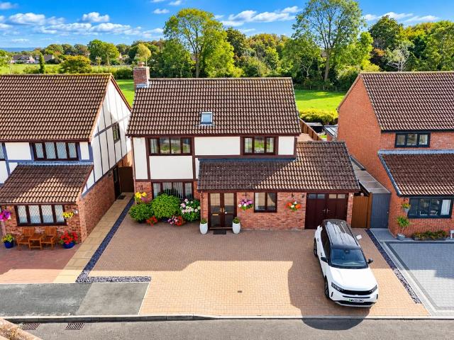 House for sale in West Huntspill, Huntspill