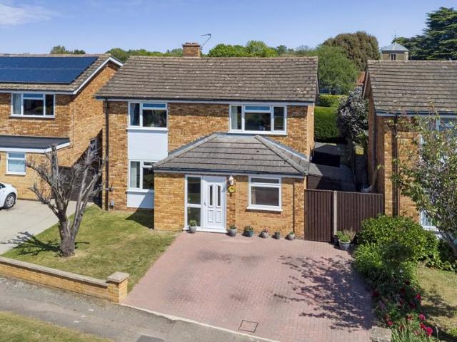 House for sale in Ickleford, North Hertfordshire