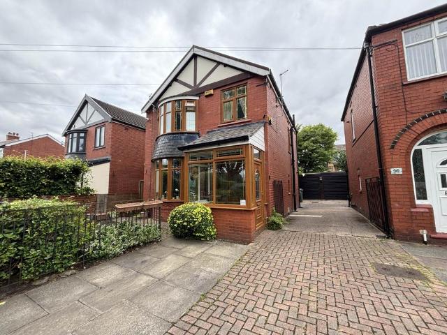 House for sale in Chadderton Fold, Pendock