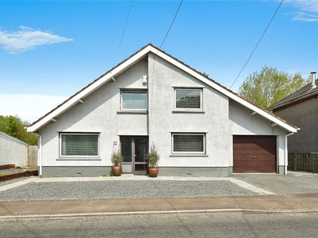 House for sale in Cwmamman, Garnant