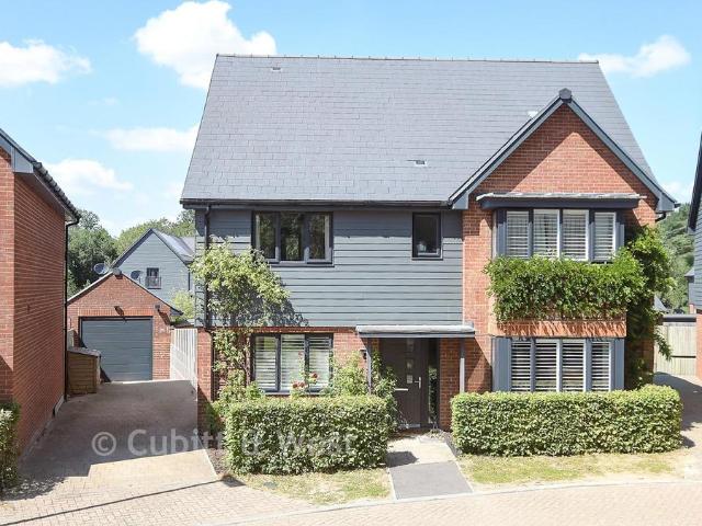 House for sale in Slaugham, Perryfields