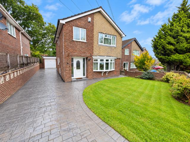 House for sale in Cwmrhydyceirw, Swansea
