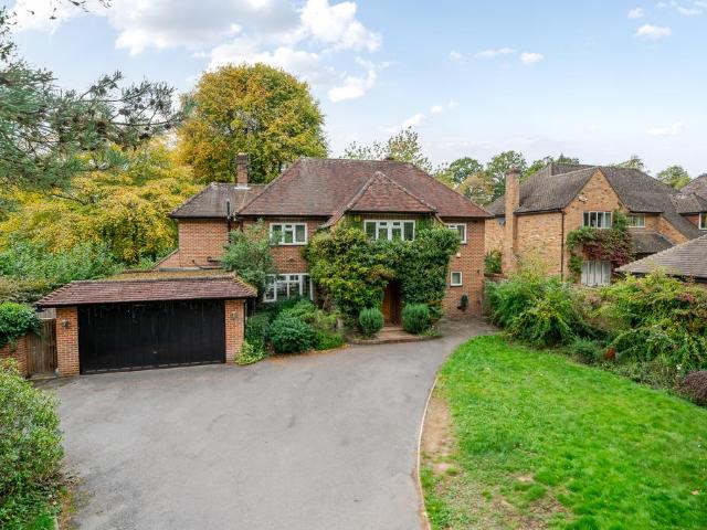 House for sale in Denham, Gerrards Cross and Chalfonts Community Board, Buckinghamshire