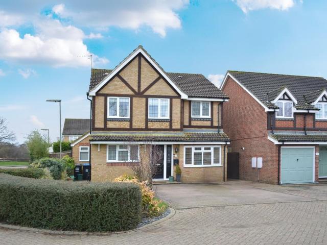 House for sale in Burstow, Hillview