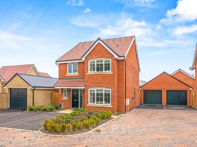 House for sale in Bedingfield, Suffolk