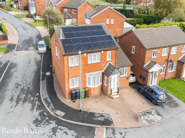 House for sale in West Ardsley, Tingley