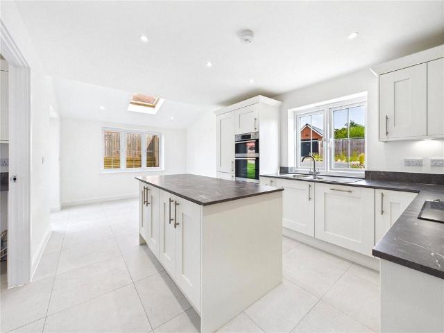 House for sale in Elmstead, Dale Hill