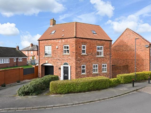 House for sale in Riccall