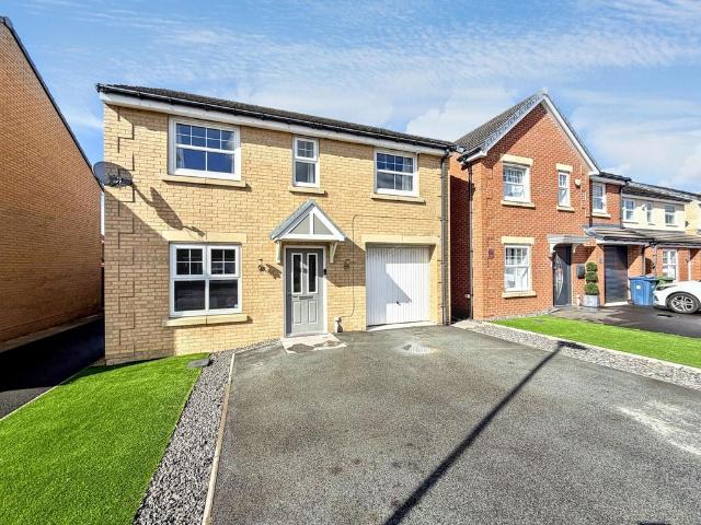 House for sale in Burnside, Fence Houses