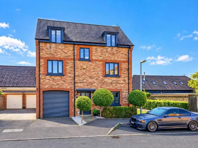 House for sale in Hockliffe, Central Bedfordshire