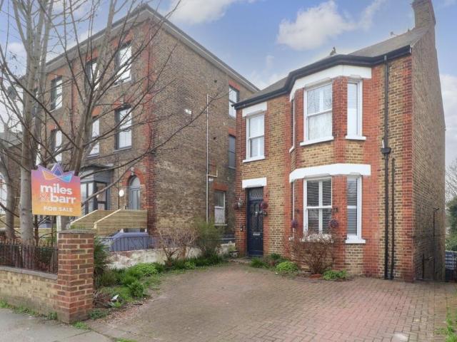 House for sale in Acol, Kent