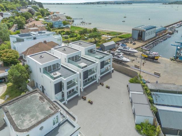 House for sale in Lilliput, Poole