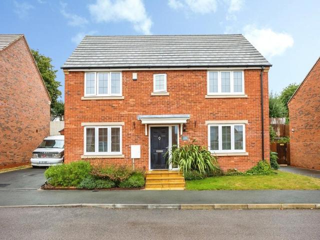 House for sale in Shepshed, Elmfield